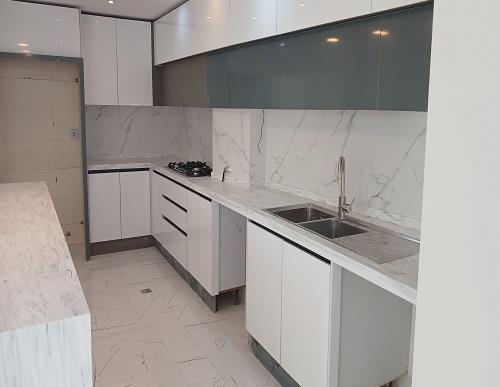 کابینت آشپزخانه کوچک؛ برای خرید چقدر بودجه کنار بگذاریم؟ 