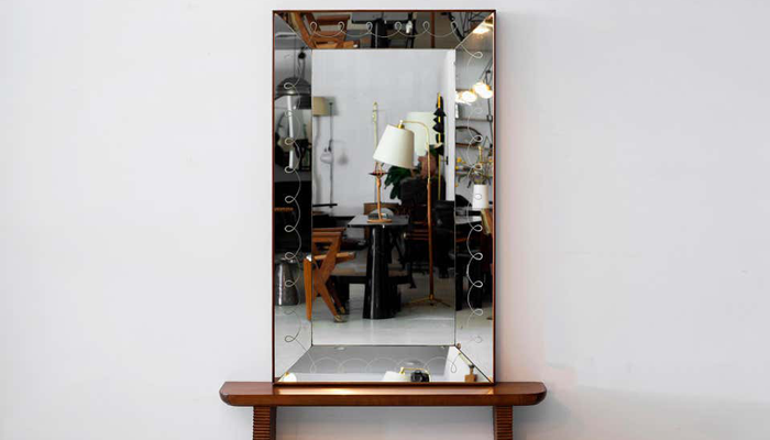 کنسول و آینه